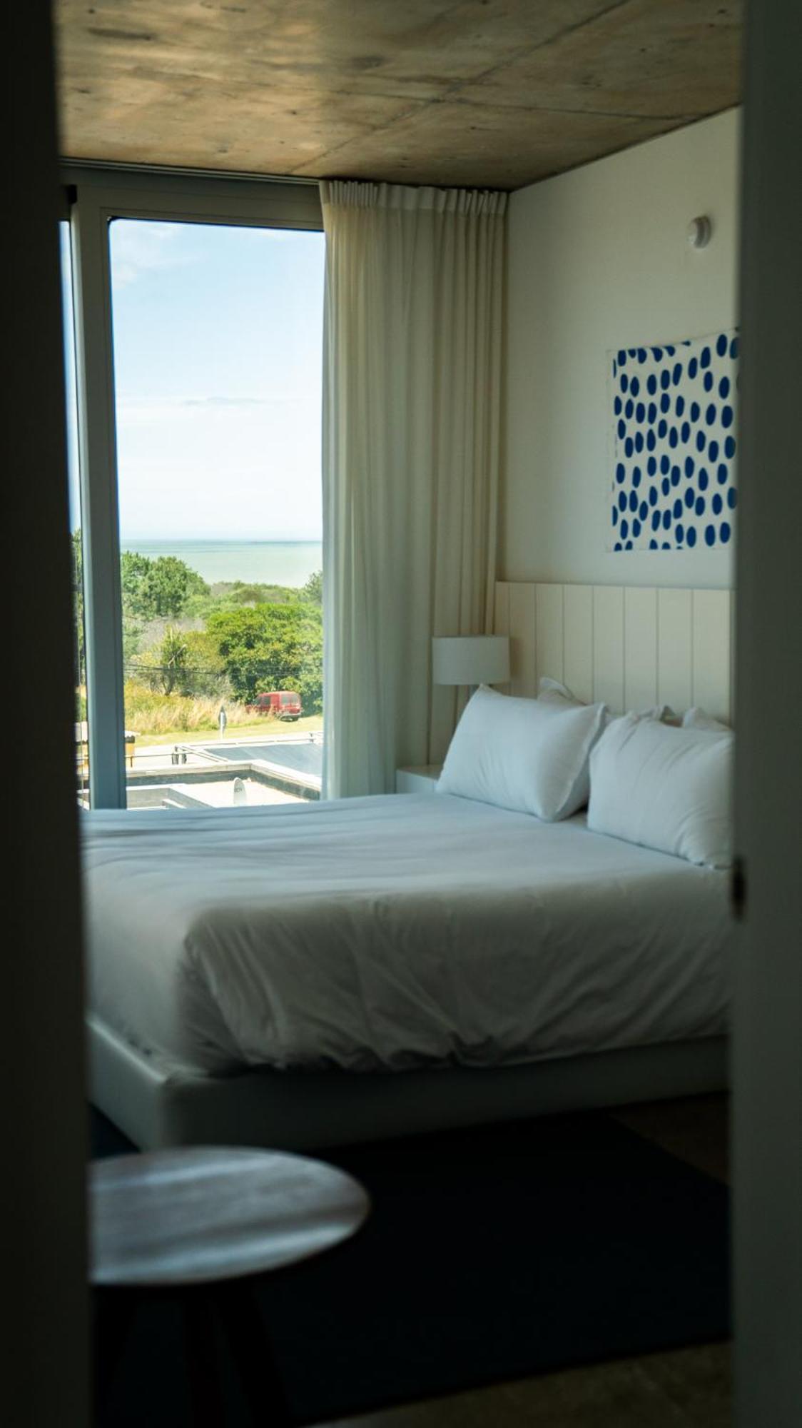 Casagrande Hotel & Beach Club Хосе-Ігнасіо Екстер'єр фото A bedroom at the hotel